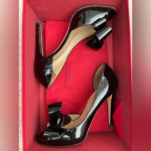 Valentino D'Orsay Black Pump